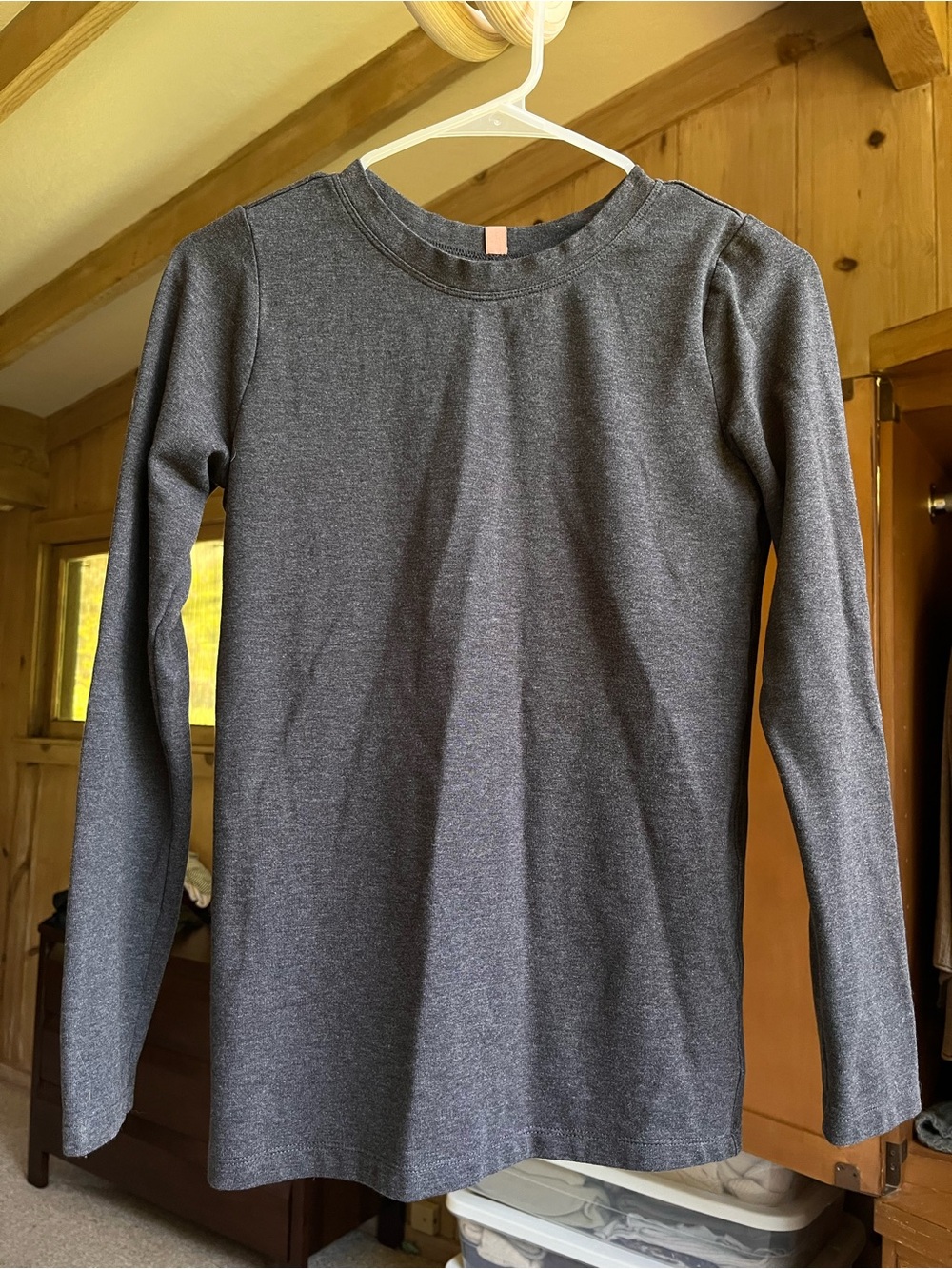 Long Sleeve Crewneck Lunya Restore Pajama/Lounge Top - Charcoal Grey, Medium.